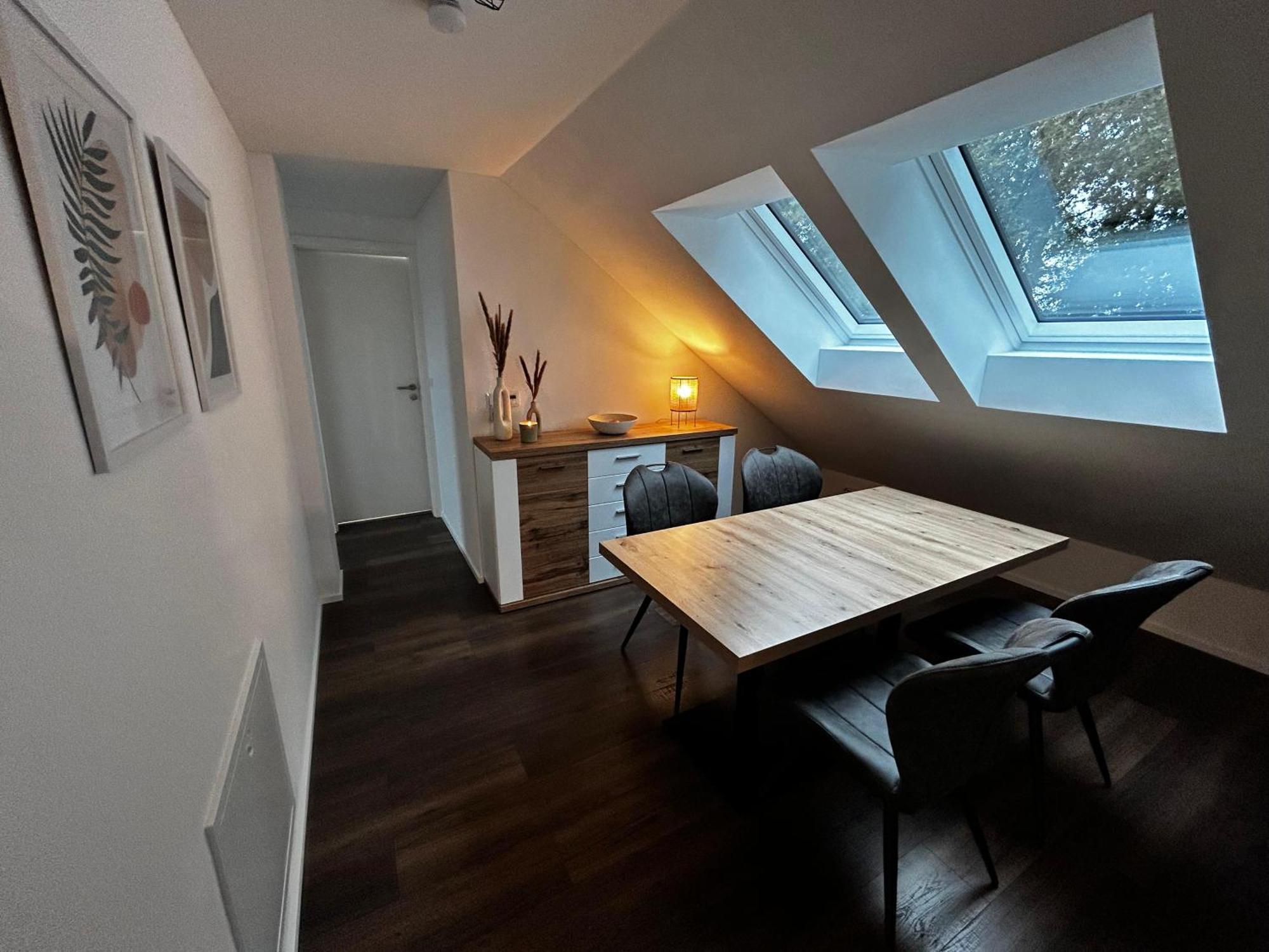 Moderne Ferienwohnung Fuer Familien Im Dachgeschoss Bosau Exterior photo